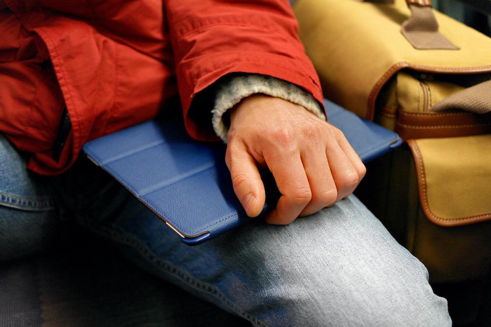 Top 10 iPad Air 10.9 Cases for Protection | Sahara Case LLC