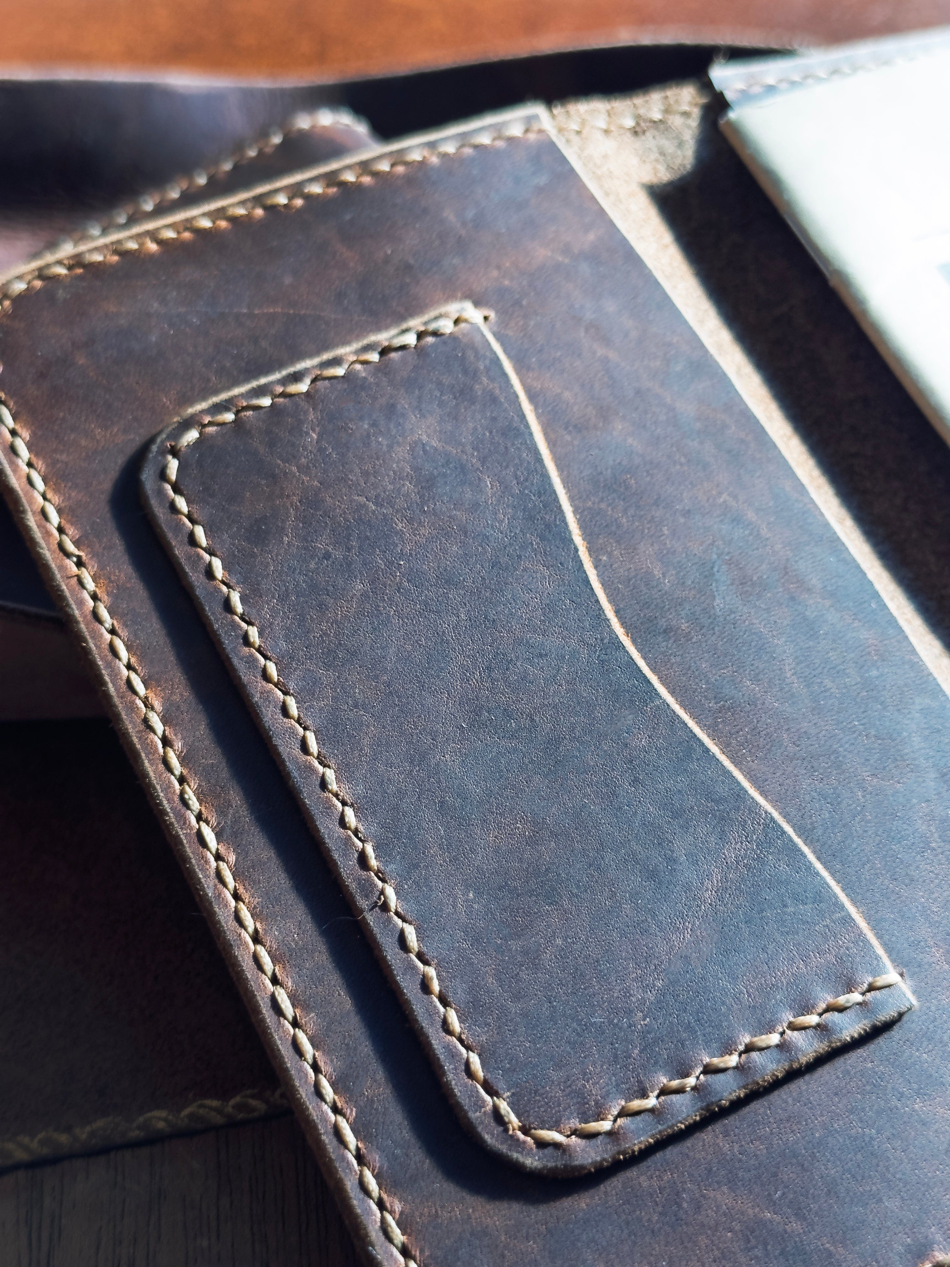 Pathfinder Field Note Case - Handmade Full-Grain Leather | Yarets Leather