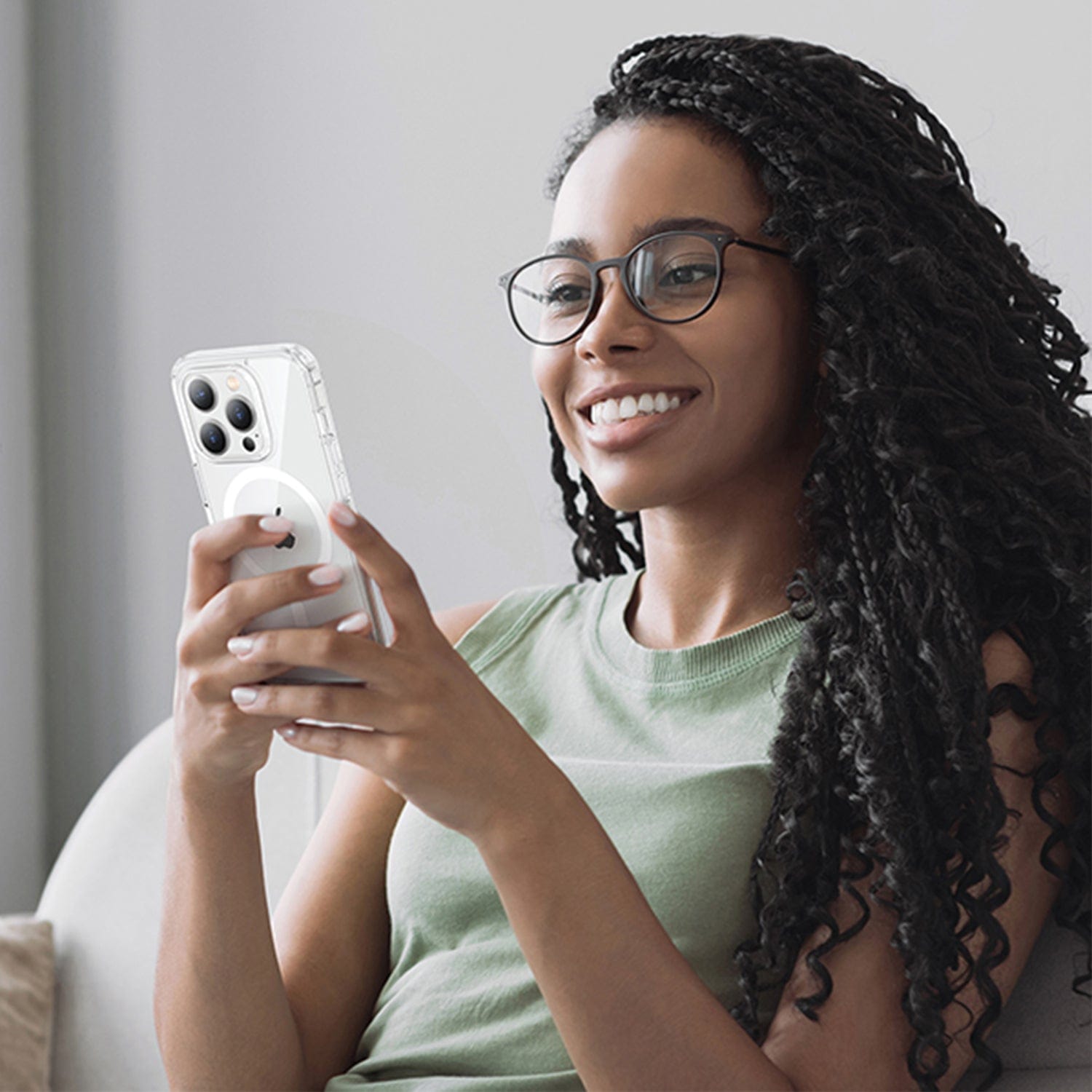 iPhone 14 Pro Max Clear Case with MagSafe | Venture Series