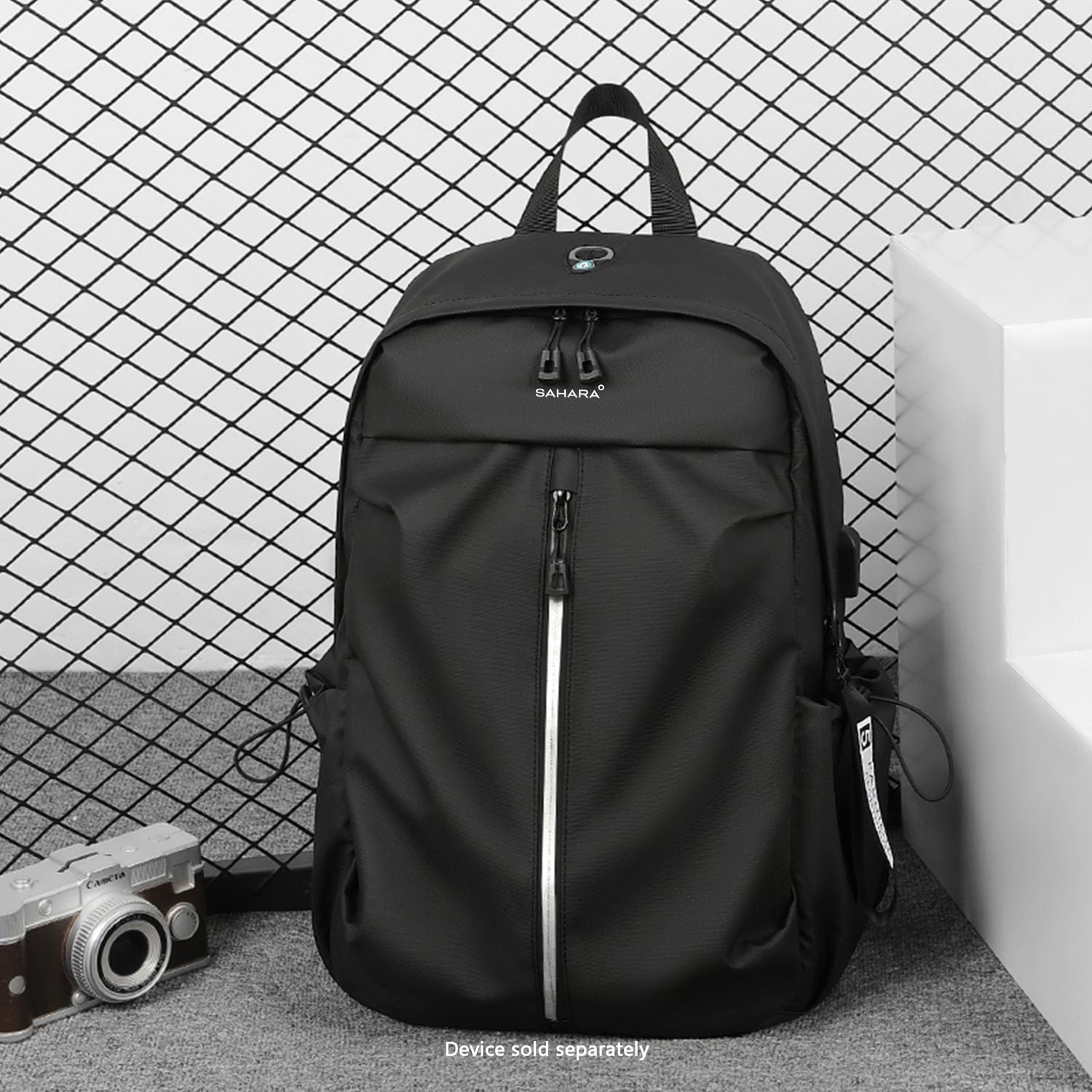 UrbanFlow — Slim USB Laptop Backpack - Laptops up to 16"